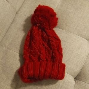 NWOT Pompom knit cozy winter hat